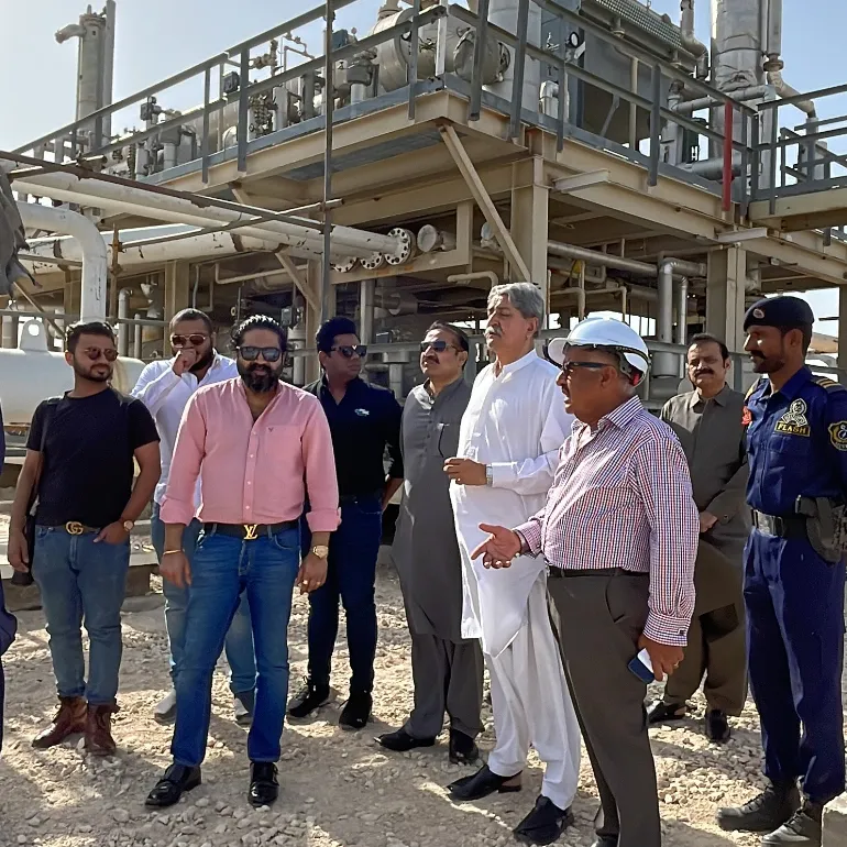 Syed qamar visited at zainab gas field